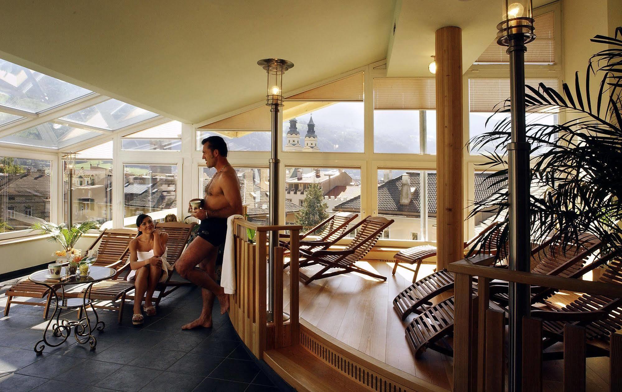 Hotel Krone - Eat, Drink, Stay Bressanone Zewnętrze zdjęcie