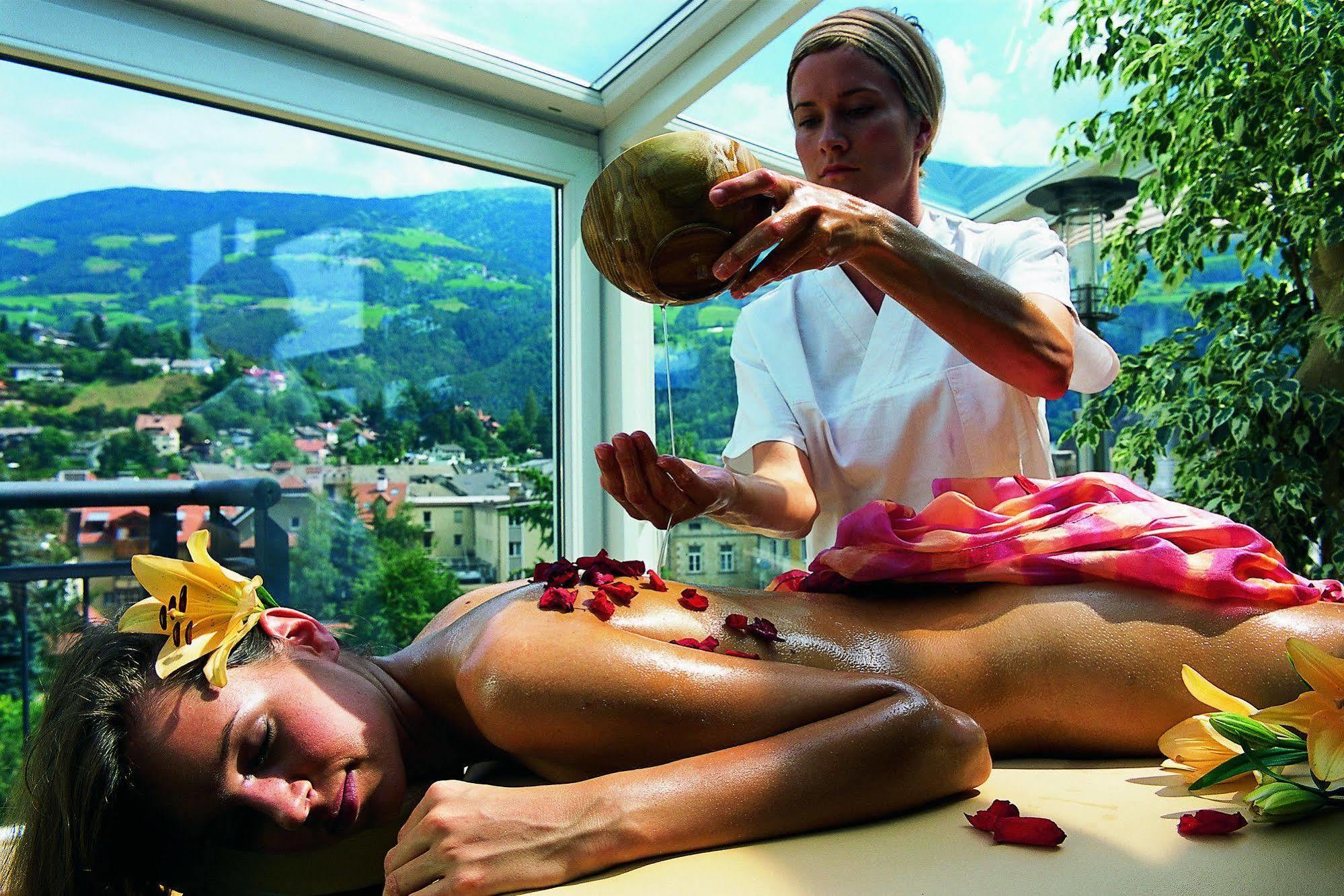 Hotel Krone - Eat, Drink, Stay Bressanone Zewnętrze zdjęcie